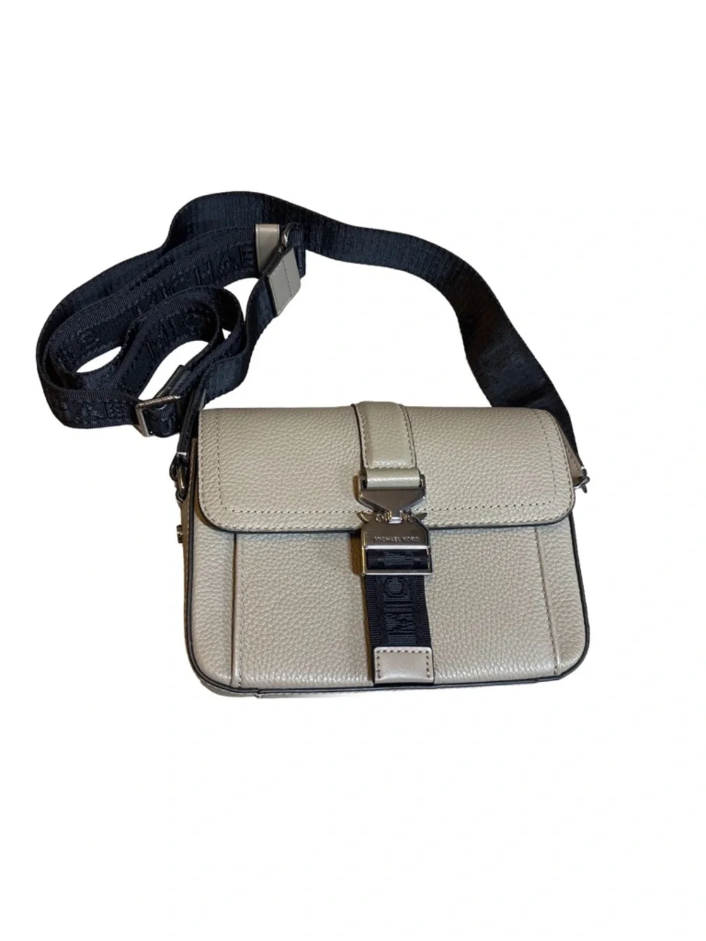 Michael Kors Beige Leather Messenger with Black Strap. NWOT